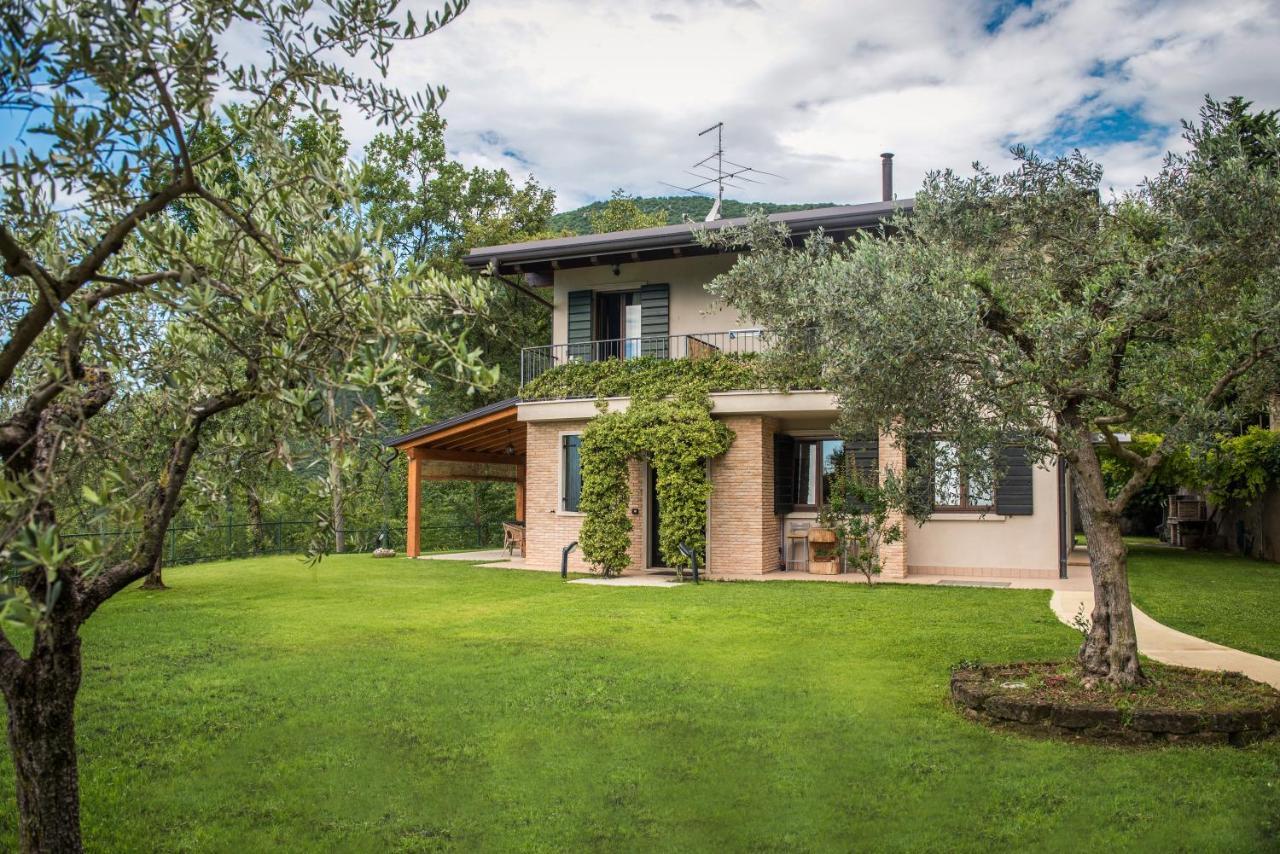 B&B Al Sentiero Caprino Veronese Exteriör bild